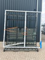 Gloednieuw kozijn+ glas platen, Doe-het-zelf en Verbouw, Kozijnen en Schuifpuien, Ophalen, Nieuw, Kunststof, Raamkozijn