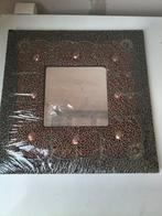 Bruine Spiegel met Decoratieve Rand, Minder dan 50 cm, Vierkant, Ophalen of Verzenden, Zo goed als nieuw