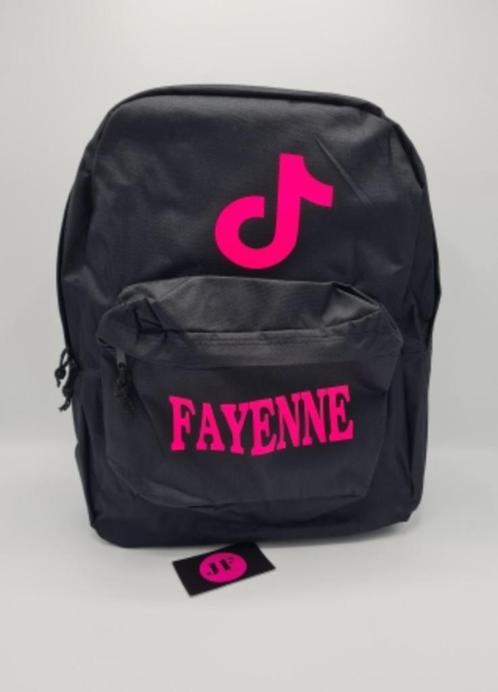 Tiktok rugtassen met je eigen naam, Sieraden, Tassen en Uiterlijk, Tassen | Rugtassen, Nieuw, 25 tot 40 cm, 30 tot 45 cm, Ophalen of Verzenden