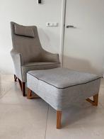 2 Giorgetti Mobius Wing Chairs 63940 inclusief 2 hockers, Ophalen, Zo goed als nieuw, Hout, 50 tot 75 cm