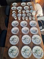 Vintage Servies met Botanische Print, Gebruikt, Ophalen of Verzenden, Overige stijlen, Porselein