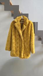 Gele bontjas warme winterjas maat M/L, Maat 38/40 (M), Geel, Ophalen of Verzenden, Zo goed als nieuw