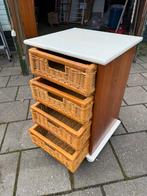 Ladekastje met rieten laatjes, Huis en Inrichting, Kasten | Ladekasten, Ophalen, Minder dan 50 cm, Gebruikt, 3 of 4 laden