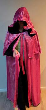 Zwart gevoerde mantel, roze velours de panne, Kleding | Dames, Ophalen of Verzenden, Zo goed als nieuw, Carnaval