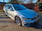 Volkswagen Passat 1.5 TSI Highline Business R Panoramadak, Auto's, Volkswagen, 730 kg, 1498 cc, Zwart, 4 cilinders