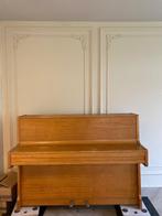 Gratis piano met passende stormed, Ophalen, Gebruikt, Bruin, Piano