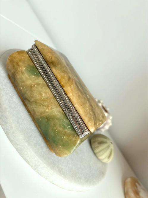 Albast doosje, Verzamelen, Mineralen en Fossielen, Mineraal, Verzenden