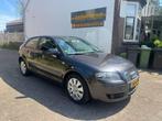 Audi A3 1.6 Attraction Clima, Auto's, Voorwielaandrijving, Gebruikt, 4 cilinders, Euro 4