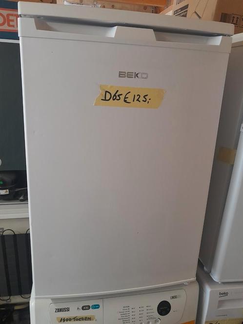 D65 koelkast, Witgoed en Apparatuur, Koelkasten en IJskasten, Zo goed als nieuw, Zonder vriesvak, 45 tot 60 cm, Ophalen