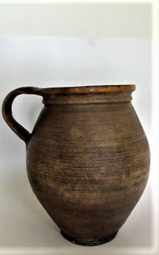 Grote antieke Hongaarse kruik gesigneerd DL, Antiek en Kunst, Antiek | Keramiek en Aardewerk, Ophalen