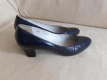 Bally Suisse. Bellizza. 100% Leren pumps. Blauw. Mt. 5,5 E beschikbaar voor biedingen