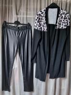 SET, Sky/broek met zwart vest met panterprint schouders., Kleding | Dames, Huispakken, Ophalen of Verzenden, Nieuw, Maat 46/48 (XL) of groter