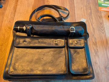 Vintage tijdloze leren aktetas 40x30 incl paraplu beschikbaar voor biedingen