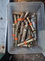 Pluggen in metalen, Antiek en Kunst, Ophalen of Verzenden