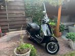 Vespa sprint 2019, Fietsen en Brommers, Scooters | Vespa, Ophalen, Gebruikt, Overige modellen, Benzine