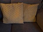 2x kussen geel 45x45cm, Huis en Inrichting, Woonaccessoires | Kussens, Ophalen, Zo goed als nieuw, Geel, Vierkant