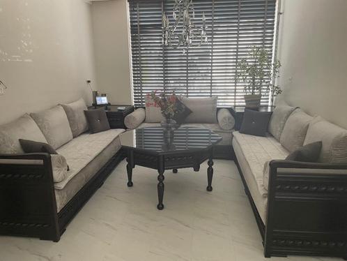 Luxe Marokaanse sedari met tafel, Huis en Inrichting, Banken | Complete zithoeken, Gebruikt, Hout, Stof, Ophalen