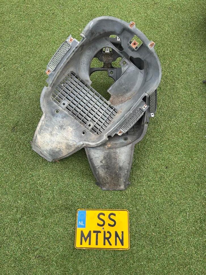 Gilera runner onderkuip, Motoren, Tuning en Styling, Ophalen of Verzenden