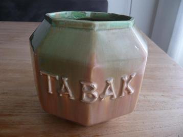 oude tabakspot beschikbaar voor biedingen