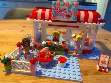 LEGO friends City Park Cafe 3061 beschikbaar voor biedingen