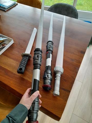 Star Wars zwaarden met geluid en licht + 1 zwaard beschikbaar voor biedingen
