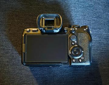 Sony A7 iv  beschikbaar voor biedingen