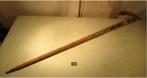 Mooie Antieke Wandelstok in hout met emblemen - 88cm, Ophalen of Verzenden, Zo goed als nieuw