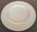 Wedgwood diner bord - in goede staat!, Huis en Inrichting, Keuken | Servies, Ophalen of Verzenden, Zo goed als nieuw, Bord(en)