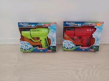 2NIEUWE ELECTRISCHE WATERPISTOLEN MET LICHT! SAMEN€5,- beschikbaar voor biedingen