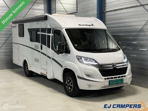 Sunlight/Carado V69/V338 / Queensbed!, Caravans en Kamperen, Campers, Bedrijf, Half-integraal, Carado, Diesel, Handgeschakeld