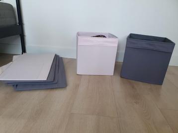 Manden ikea kallax kast GRIJS