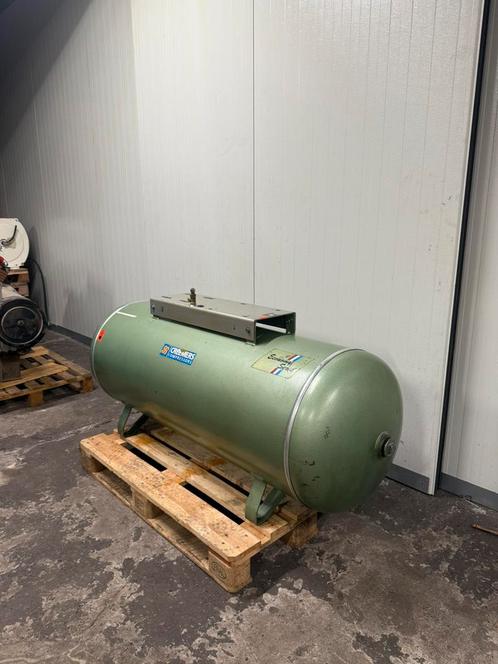 Conpressor tank 500L, Doe-het-zelf en Verbouw, Compressors, Zo goed als nieuw, 100 liter of meer, Ophalen of Verzenden