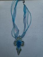 Ketting met groot glazen kruis, Ophalen of Verzenden, Nieuw, Blauw, Overige materialen