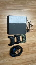 PlayStation 4 met 3 controllers een headset, Ophalen, Zo goed als nieuw, Met 2 controllers, Original