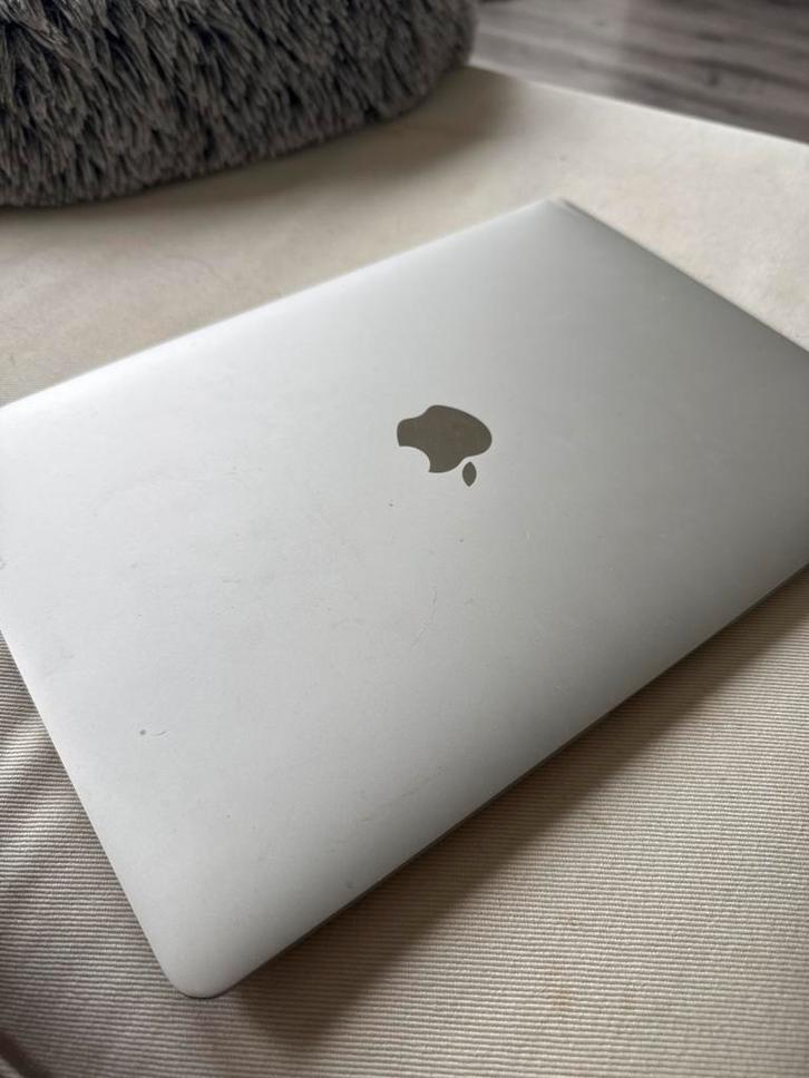 Macbook Air - Goede Staat!, Computers en Software, Apple Macbooks, Gebruikt, MacBook Air, 13 inch, Onbekend, 8 GB, Qwerty, Ophalen of Verzenden