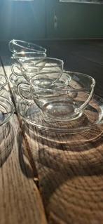 Jena Glaswerk Kop en Schotel. 4 setjes en 4 losse kopjes, Huis en Inrichting, Keuken | Servies, Ophalen of Verzenden, Effen, Kop(pen) en/of Schotel(s)