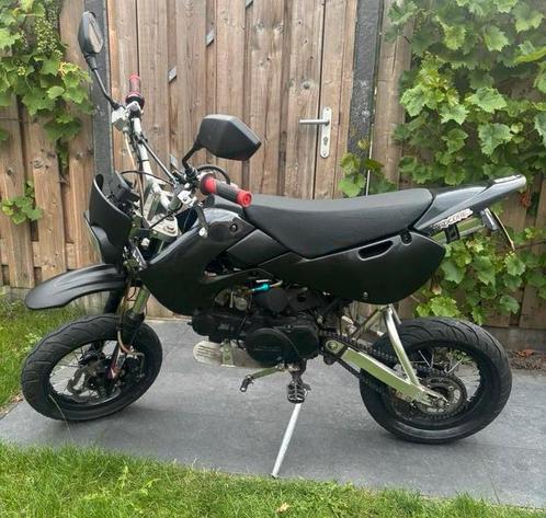 Masai 50cc Pitbike plus extra onderdelen, Fietsen en Brommers, Minibikes, Midibikes en Pitbikes, Gebruikt, Pitbike, Ophalen