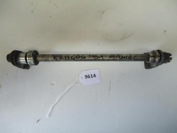 ZZR600 1990 - 1992 Kawasaki As As achterwiel D1-10802 beschikbaar voor biedingen