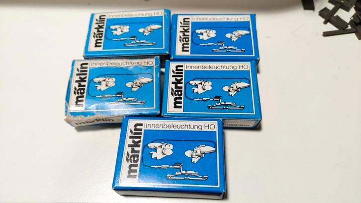 5x Märklin 7322 Verlichtingsset (Zonder Slepers!), Hobby en Vrije tijd, Modeltreinen | H0, Wisselstroom, Märklin, Ophalen of Verzenden