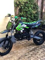 Nitro 125cc pitbike +helm xs (LOOPT NIET), Pitbike, Zo goed als nieuw, Ophalen