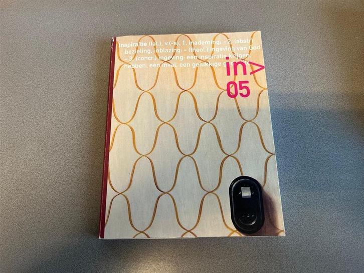 Inspiratie 2005 - Agenda - Koos Staal, Geja Duiker, Boeken, Kunst en Cultuur | Fotografie en Design, Gelezen, Fotografen, Ophalen of Verzenden