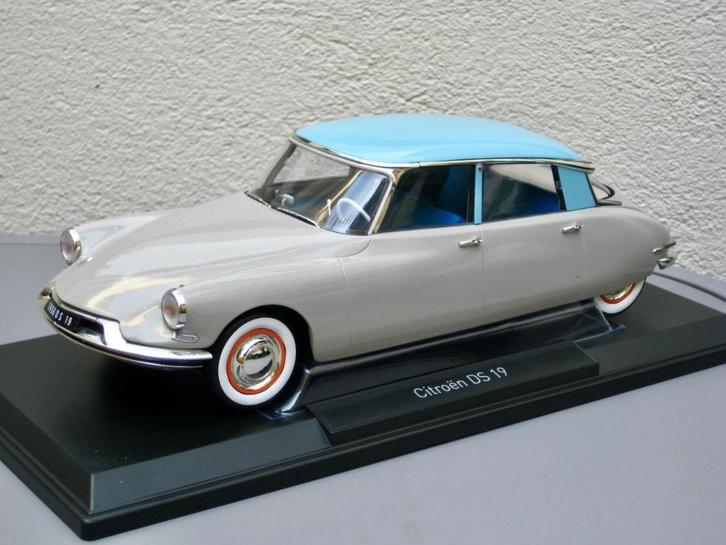 Citroen DS 19 1956 grijs rosé met turquoise dak Norev 1:18, Hobby en Vrije tijd, Modelauto's | 1:18, Nieuw, Auto, Norev, Ophalen of Verzenden