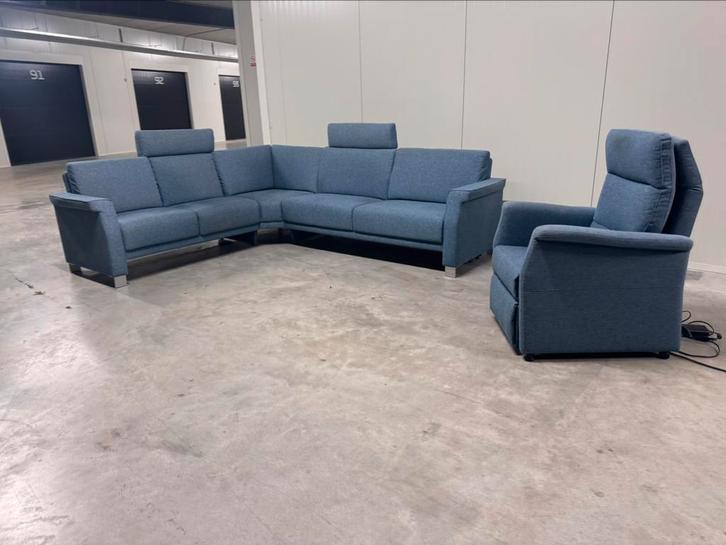 Prachtige Hoekbank + electrische fauteuil, Huis en Inrichting, Banken | Bankstellen, Vierpersoons of meer, 150 cm of meer, Ophalen