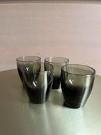 Vintage Smoked Glas Shotglaasjes - Set van 4, Glas of Glazen, Gebruikt, Ophalen of Verzenden, Glas