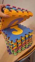 Rubberen speeltegels met cijfers en letters - GRATIS, Kinderen en Baby's, Ophalen, Gebruikt, Rekenen
