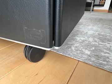 Poltrona Frau Twice Italiaans design sofa beschikbaar voor biedingen