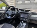 Toyota Avensis Touring Sports 2.0 VVT-i Dynamic | Navigatie, Stof, Euro 6, 4 cilinders, Blauw