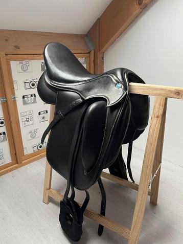 Prachtig Sella Impara zadel 18 inch beschikbaar voor biedingen