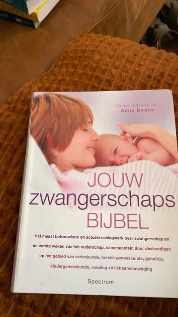 Jouw zwangerschaps bijbel beschikbaar voor biedingen