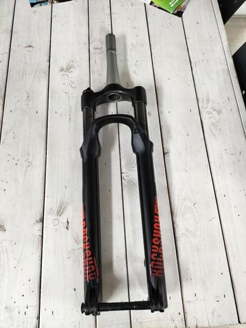 Rock Shox Recon met Lock out. No Boost  beschikbaar voor biedingen